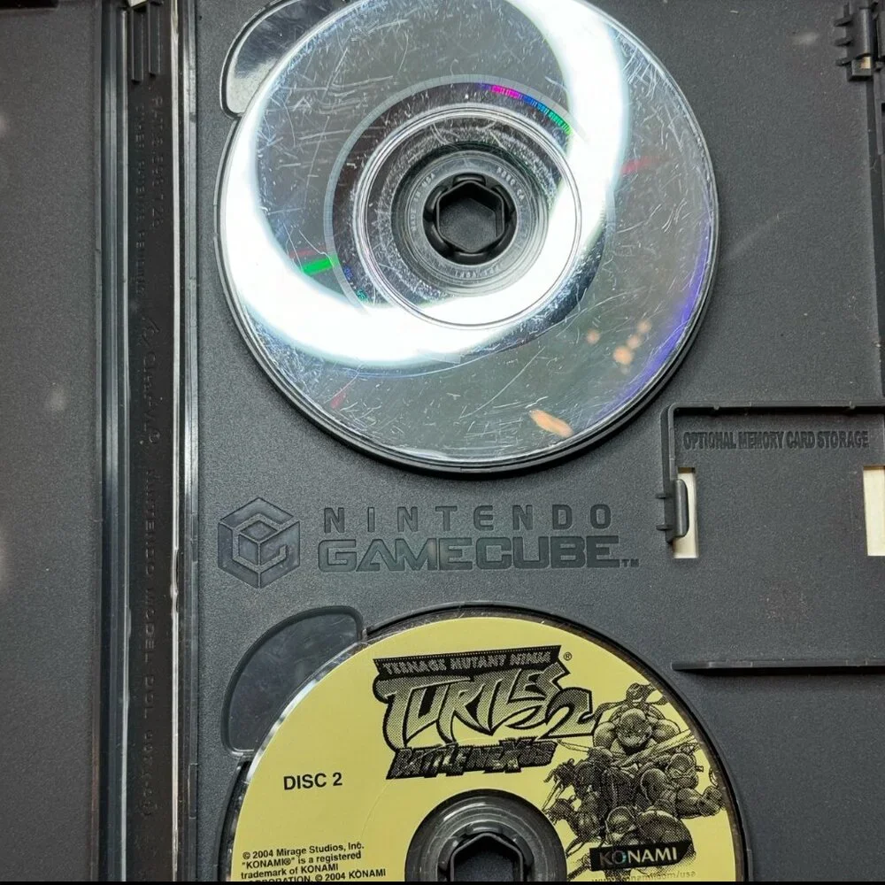 Teenage Mutant Ninja‎ Turtles 2: BattleNexus Case & Discs Only Nintendo Gamecube